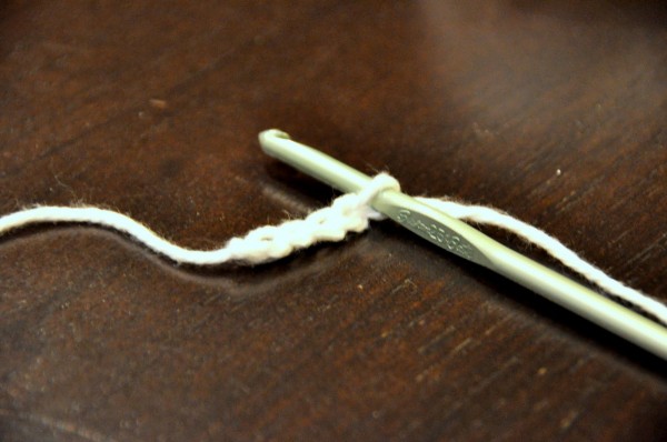 [Image: cach-moc-mu-len-04-600x398.jpg]