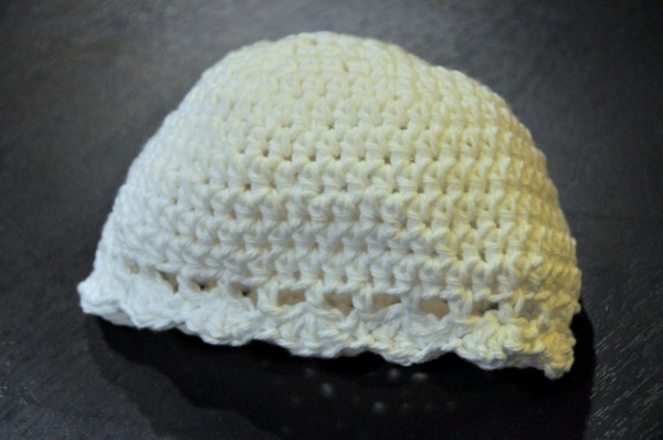 [Image: cach-moc-mu-len-19-600x398.jpg]